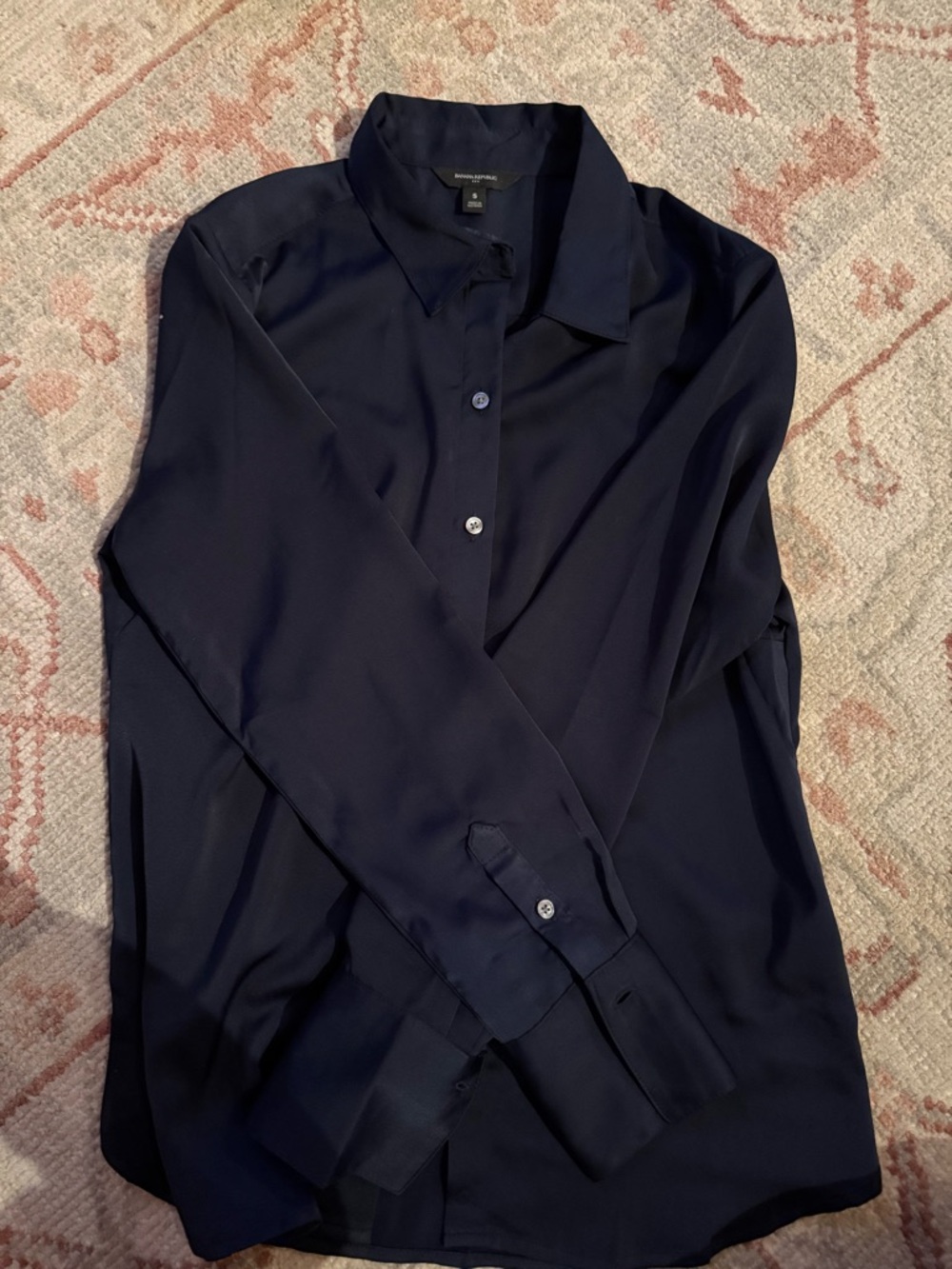 Banana Republic Men's Dark Navy Long-Sleeve Button Shirt